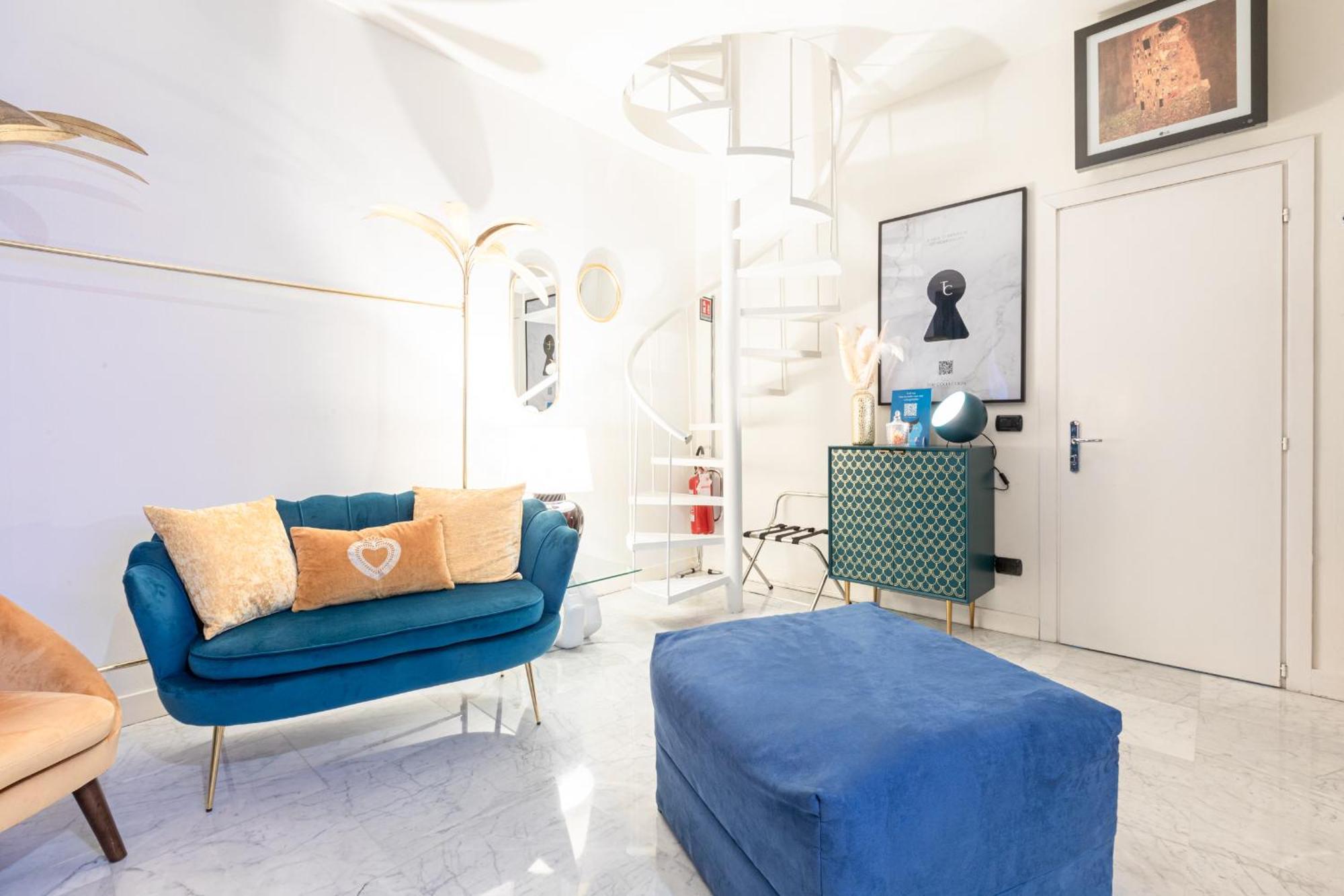 Monte Napoleone Split-Level Terrace Apartment - Top Collection Милан Экстерьер фото