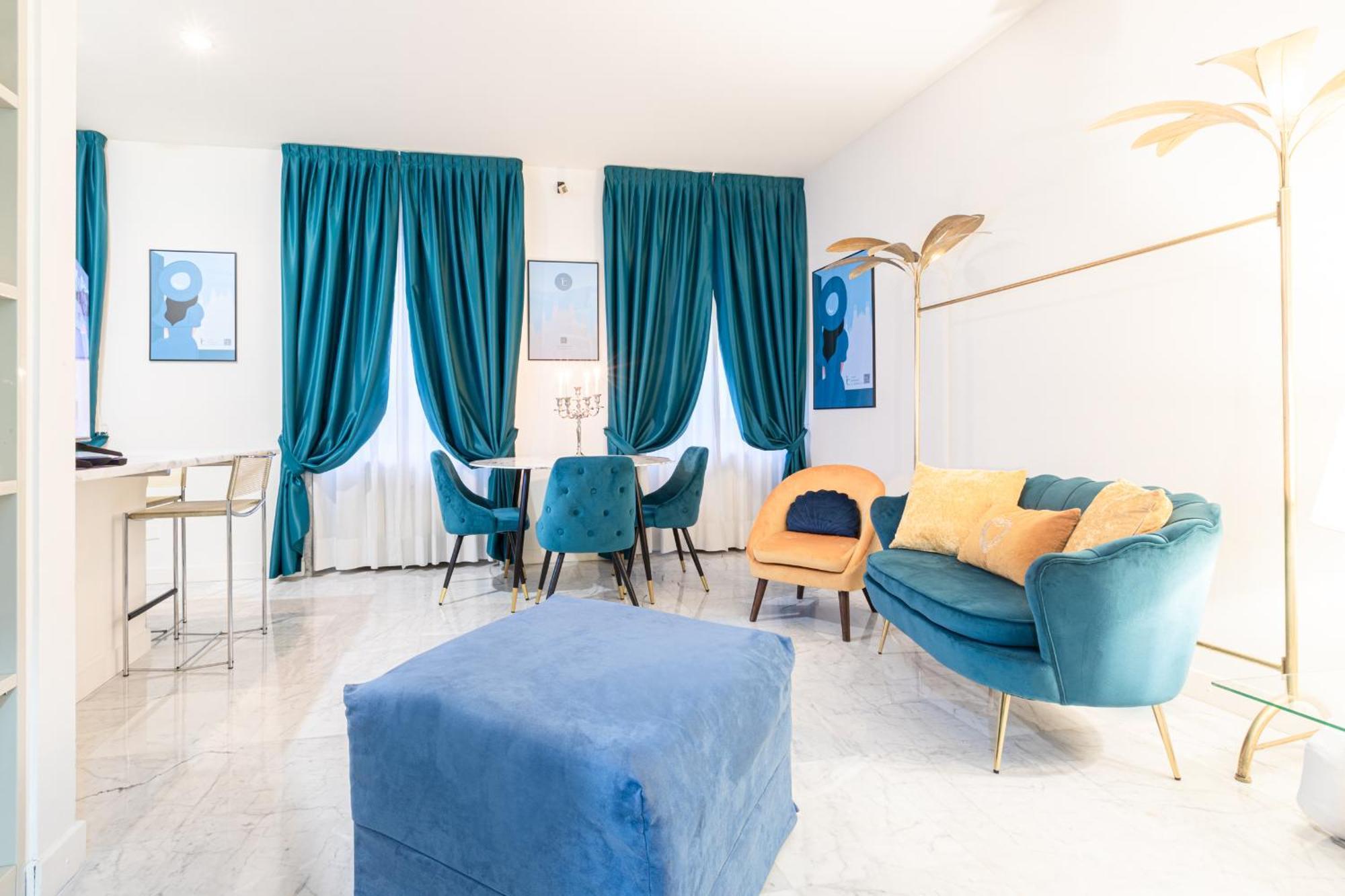 Monte Napoleone Split-Level Terrace Apartment - Top Collection Милан Экстерьер фото