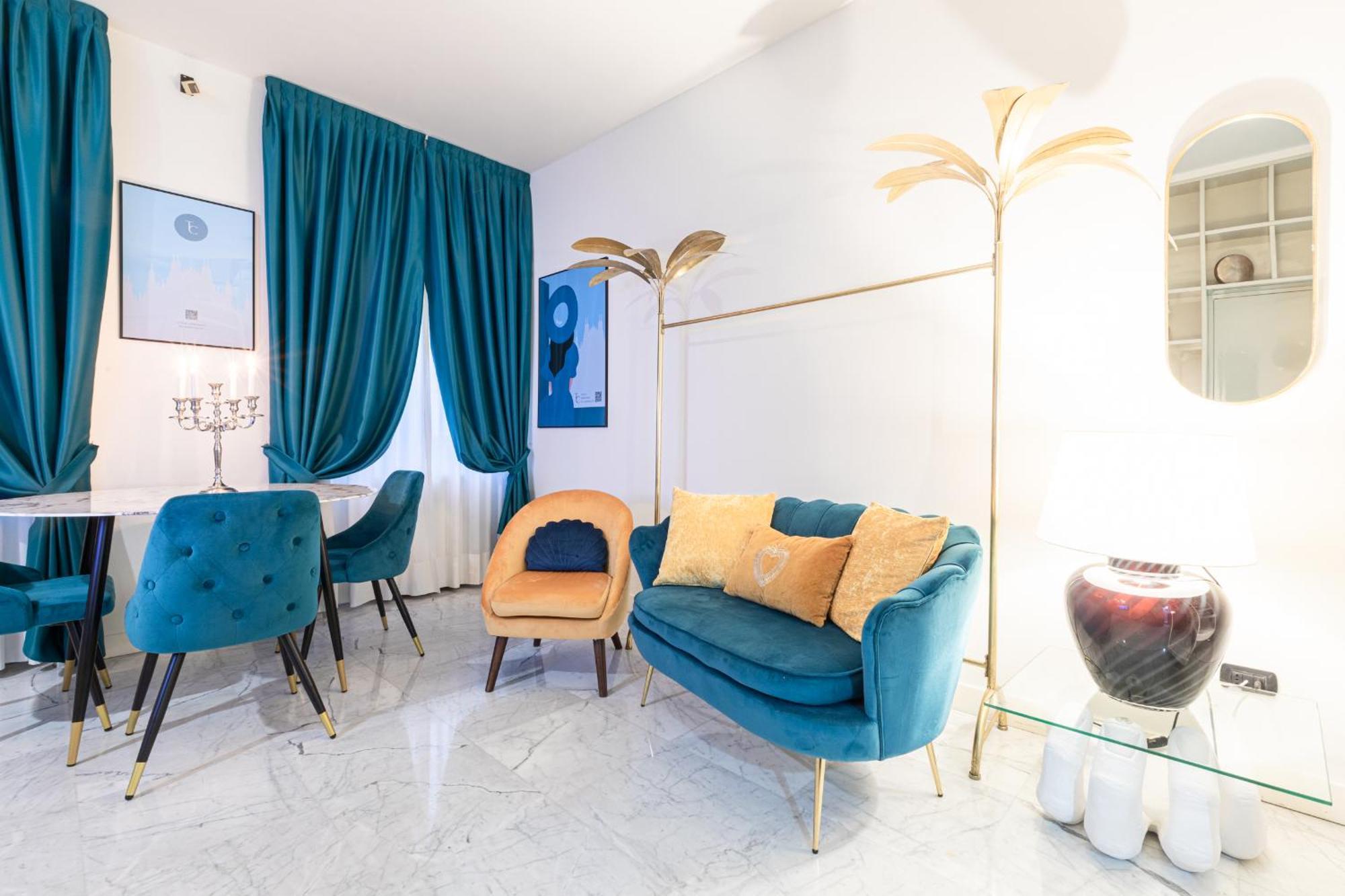 Monte Napoleone Split-Level Terrace Apartment - Top Collection Милан Экстерьер фото